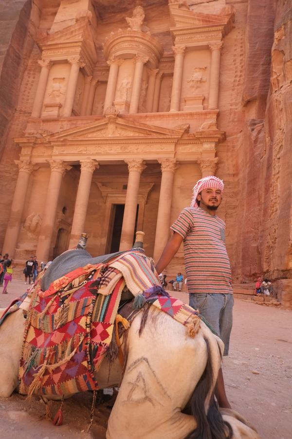 לינה וארוחת בוקר Al Hayy Happy Bedouin House Petra מראה חיצוני תמונה